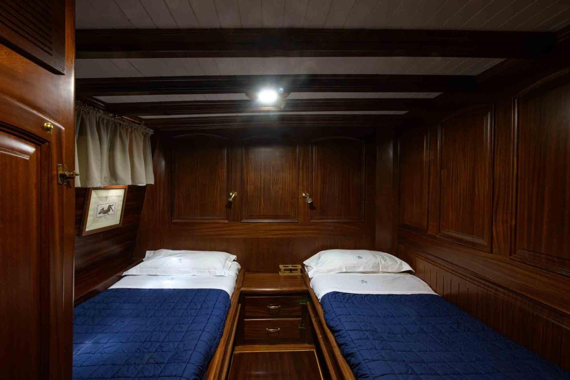Silver Hotel Палермо Екстериор снимка