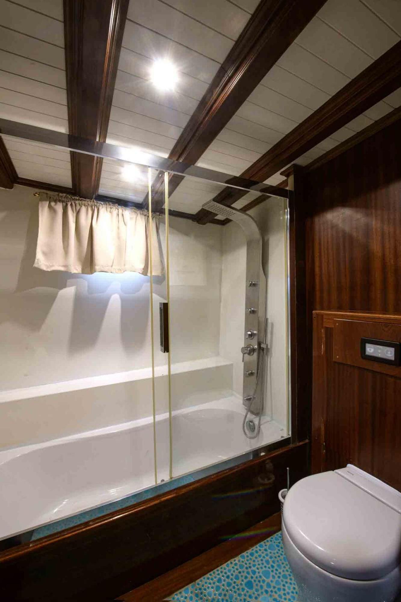 Silver Hotel Палермо Екстериор снимка